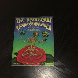 The Deadheads Taping Compendium- Volume 1- 1959-1974- Book